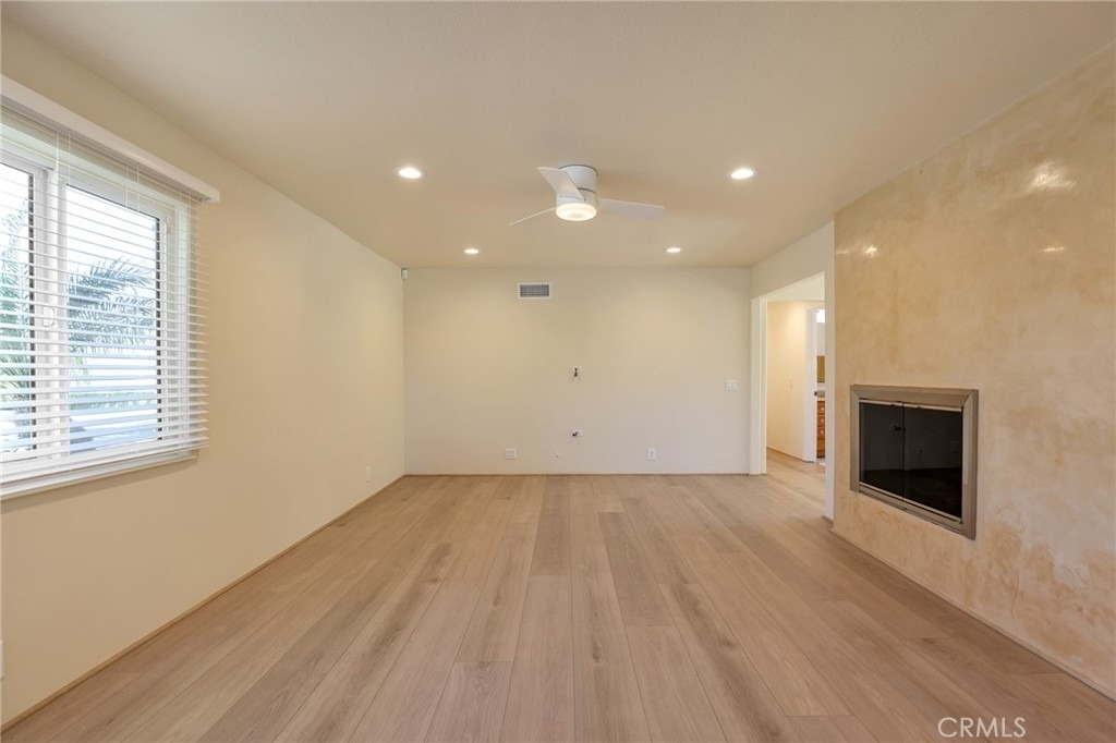 2528 Bowdoin Place - Photo 8