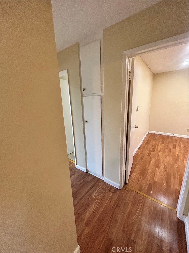 737 E 5th - Photo 8