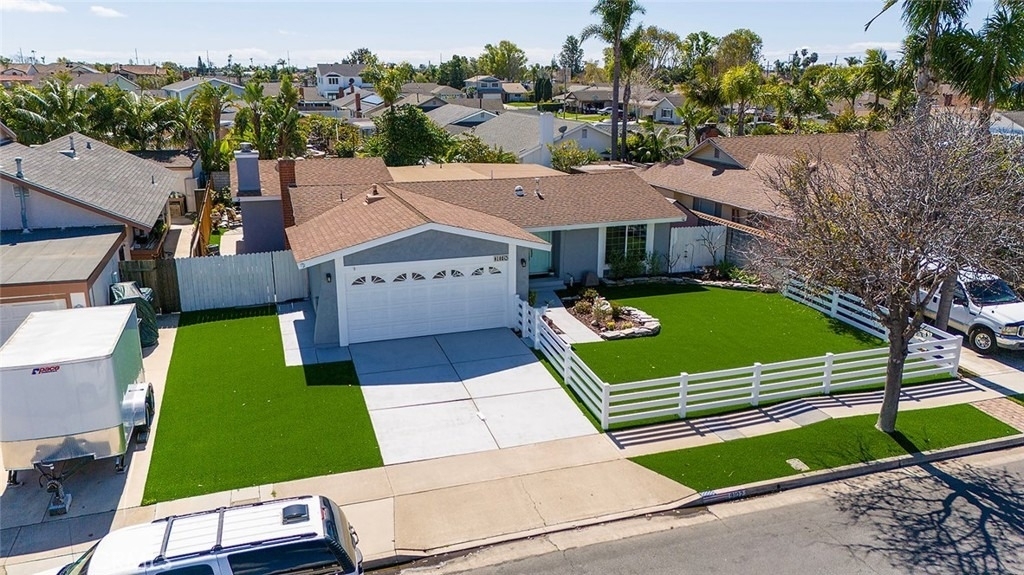 9102 Warfield - Photo 49
