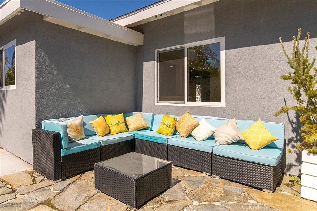 9102 Warfield - Photo 42