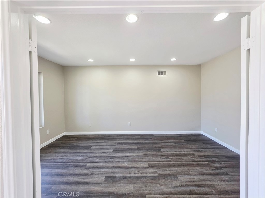 1068 Nighthawk Place - Photo 9