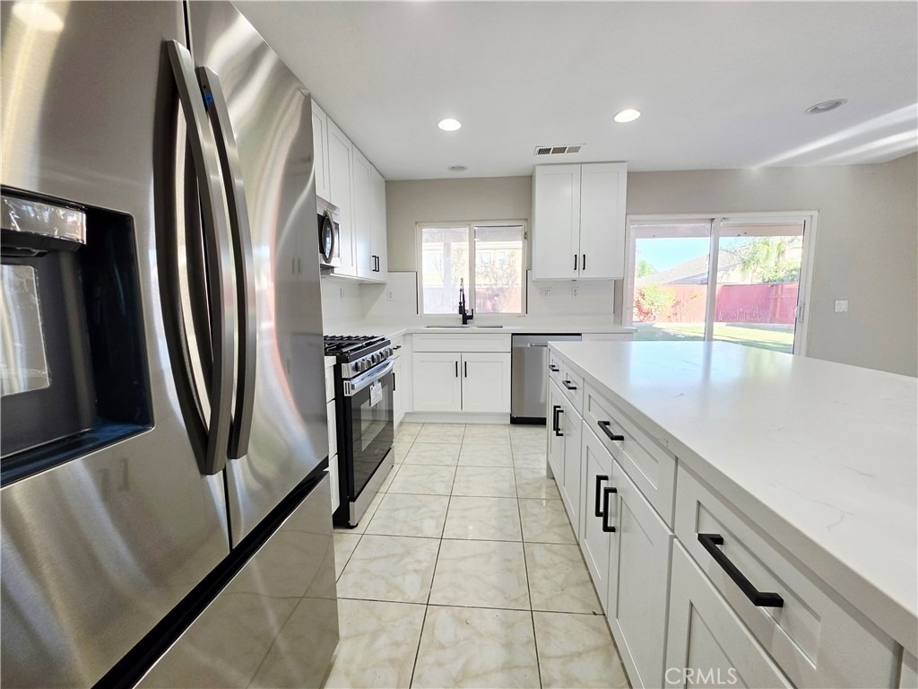 1068 Nighthawk Place - Photo 2