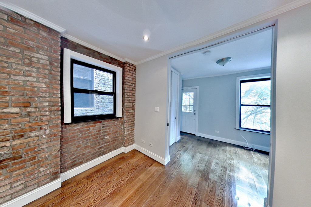 West 52nd Street - Photo 3