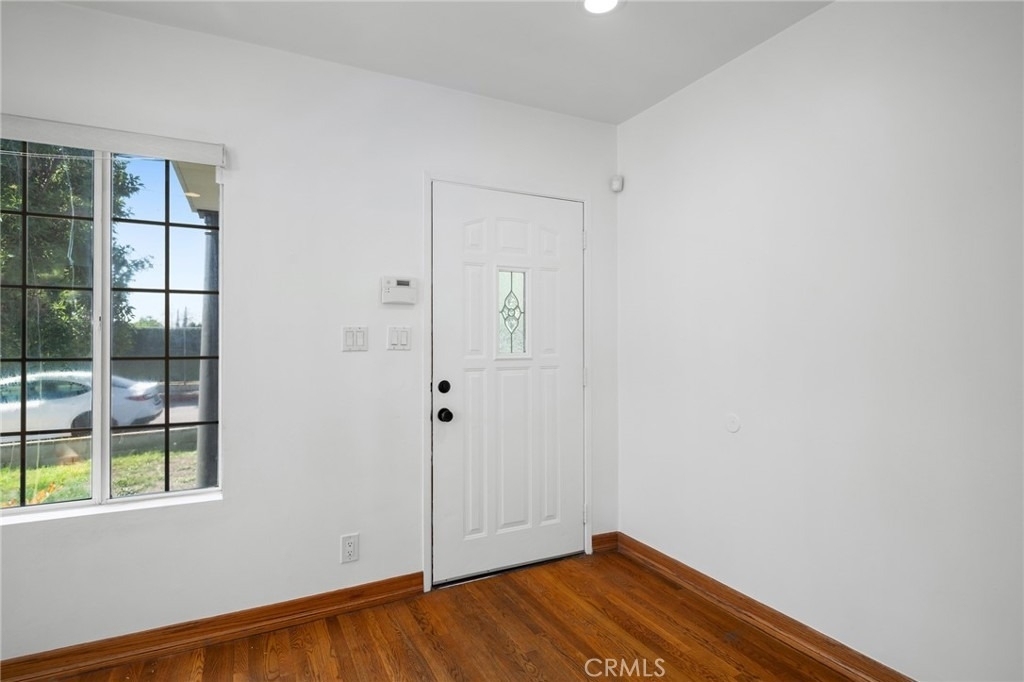 1156 Concord Street - Photo 2