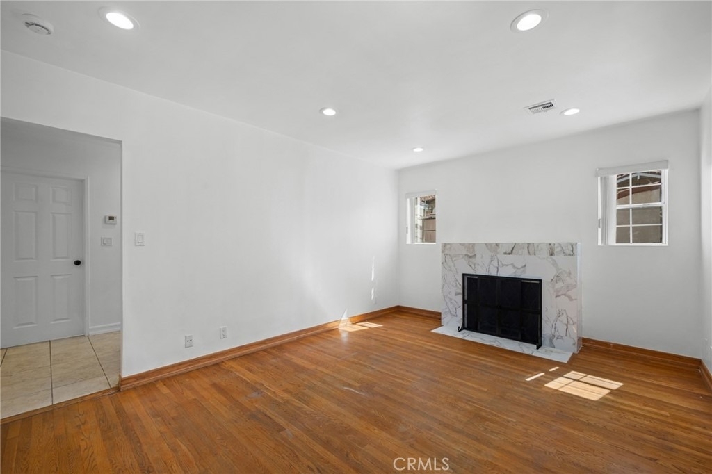 1156 Concord Street - Photo 3