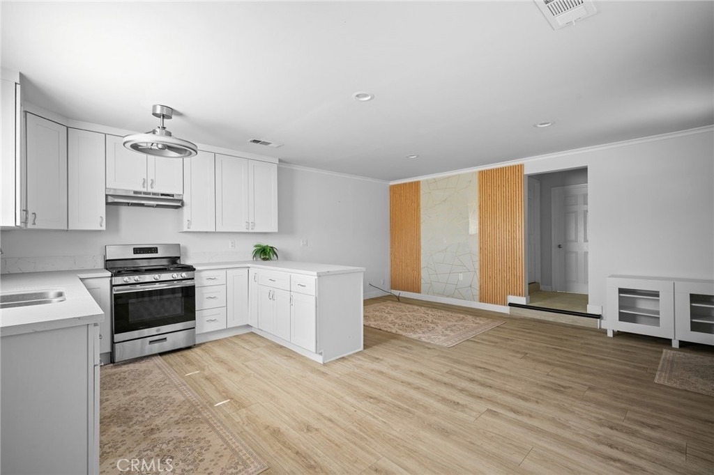 1020 Olmsted - Photo 9