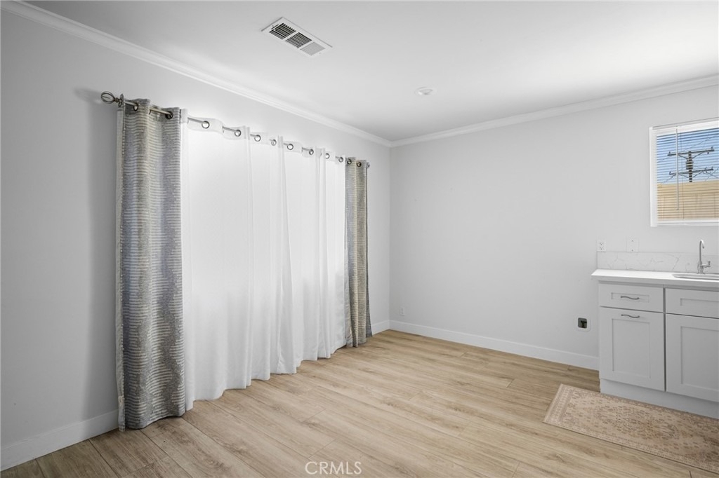 1020 Olmsted - Photo 6