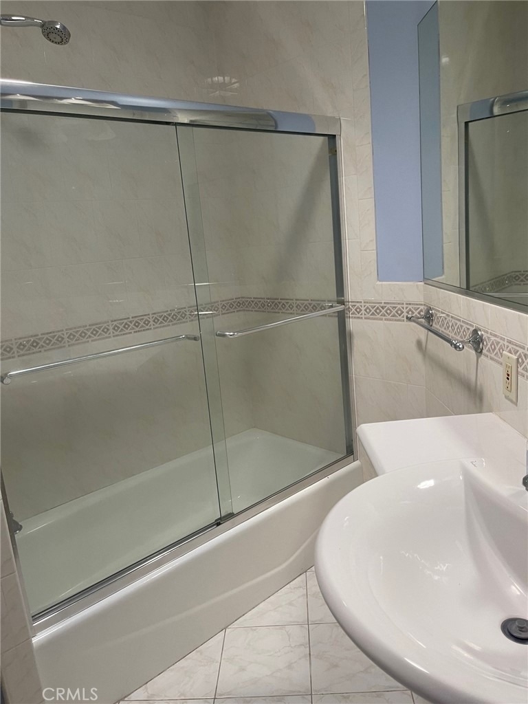 710 Solway Street - Photo 5