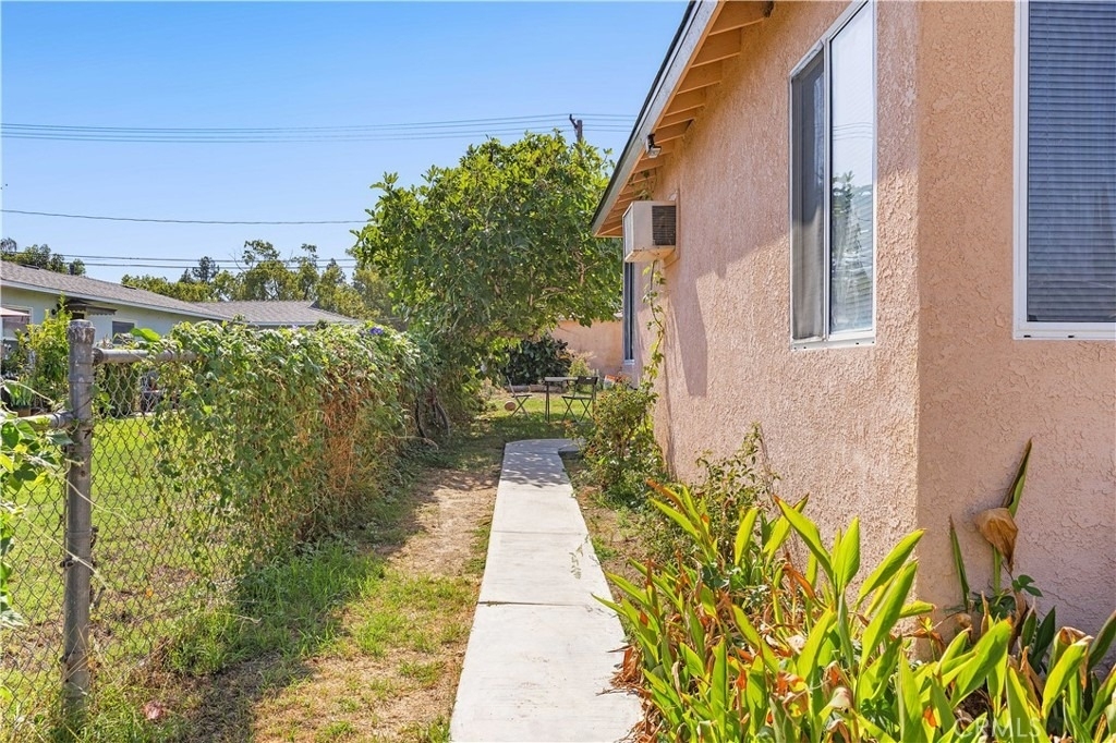 287 N Florence - Photo 11