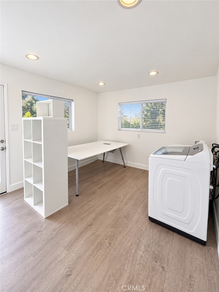 2029 Barnett - Photo 3