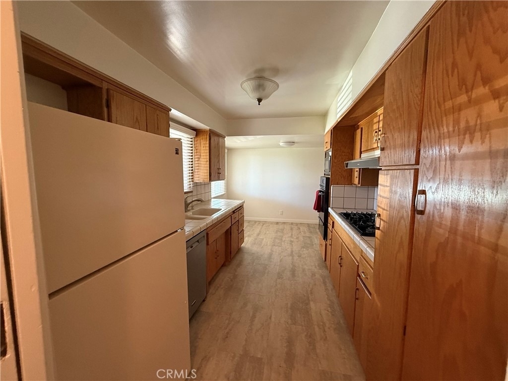 9247 Blackley - Photo 6