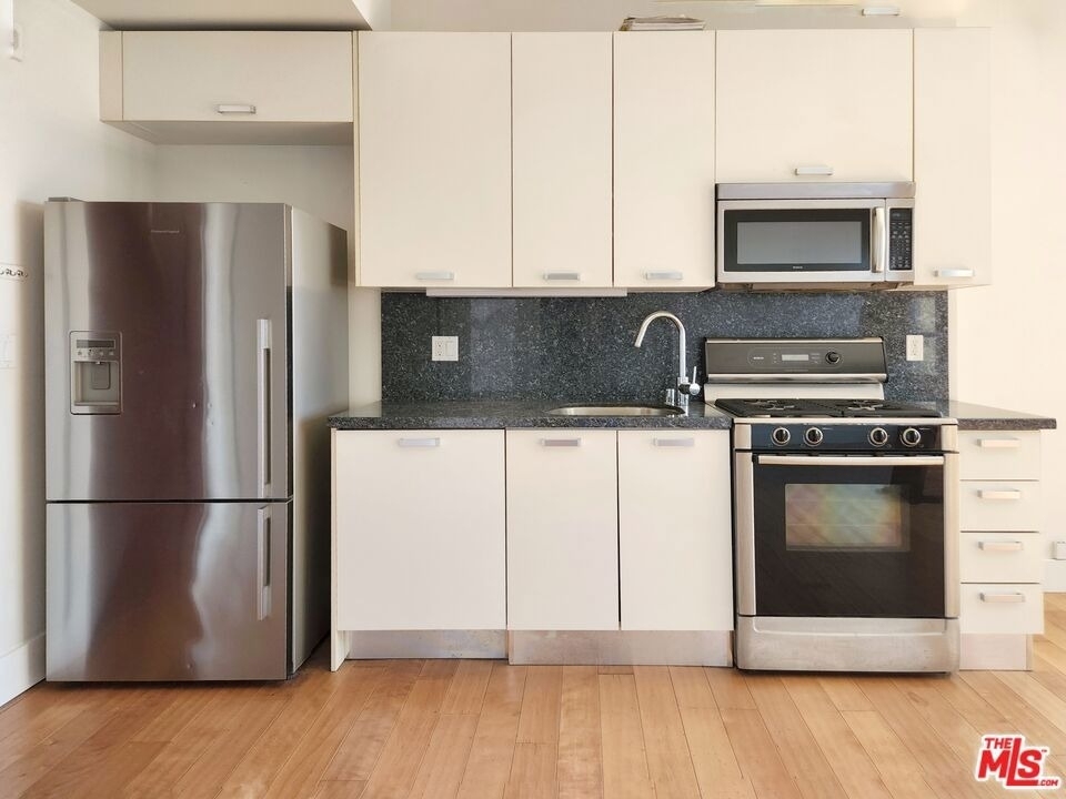 460 S Spring Street - Photo 8