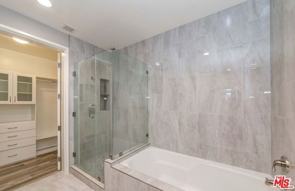 801 S Grand Avenue - Photo 14
