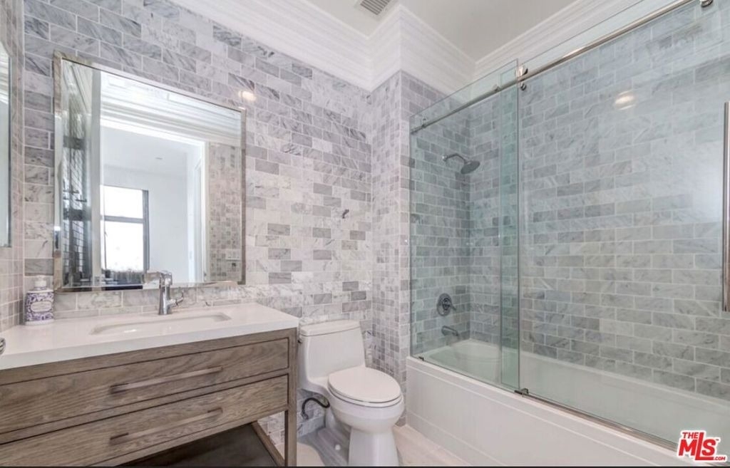 801 S Grand Avenue - Photo 16