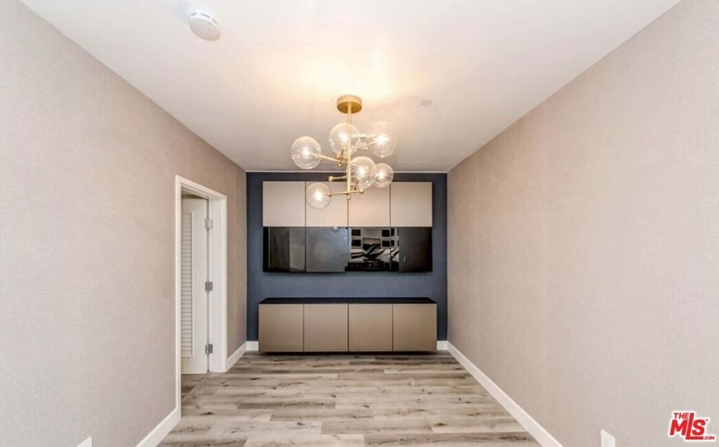 801 S Grand Avenue - Photo 11