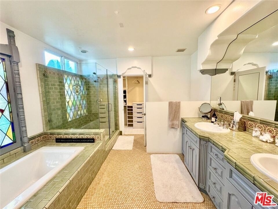 213 El Camino Drive - Photo 19