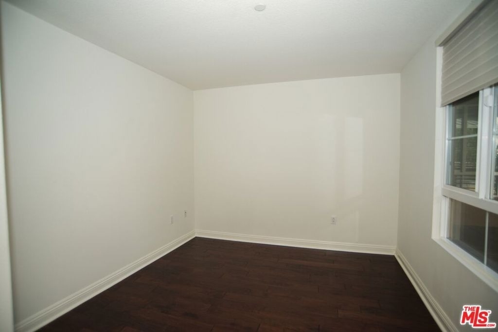 5831 Seawalk Drive - Photo 1
