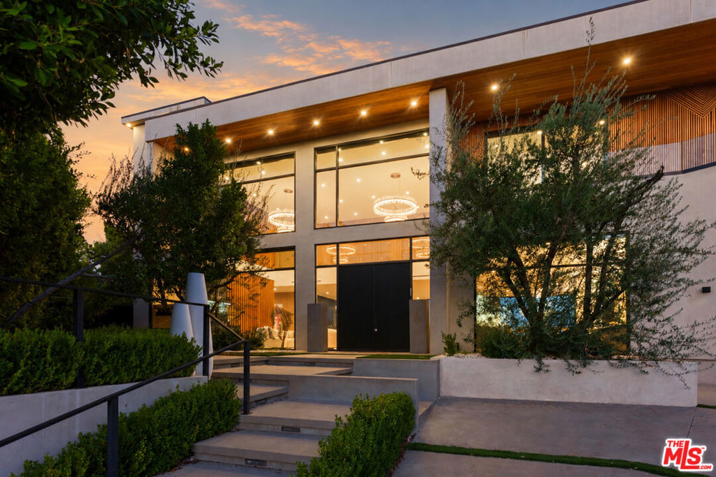 16110 Meadowview Drive - Photo 2