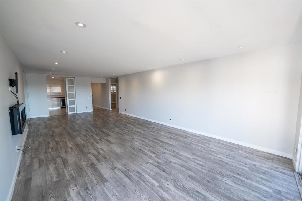 2520 Clairemont Dr. - Photo 3