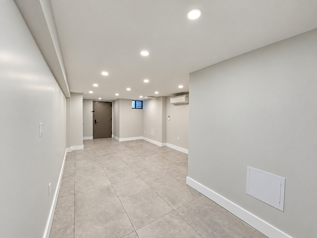 62-13 Catalpa Avenue - Photo 12
