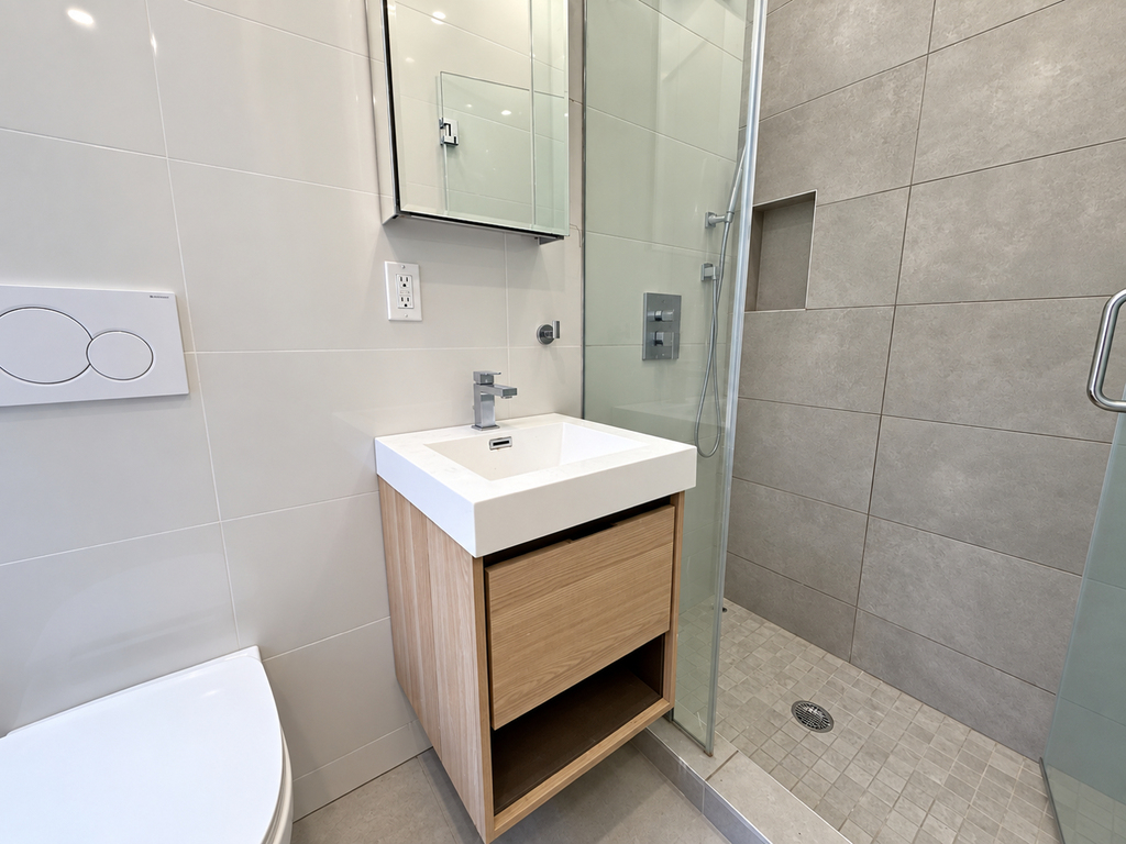 62-13 Catalpa Avenue - Photo 9