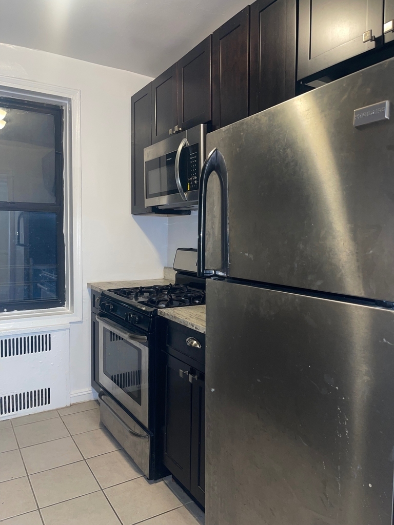65-84 Booth Street - Photo 0