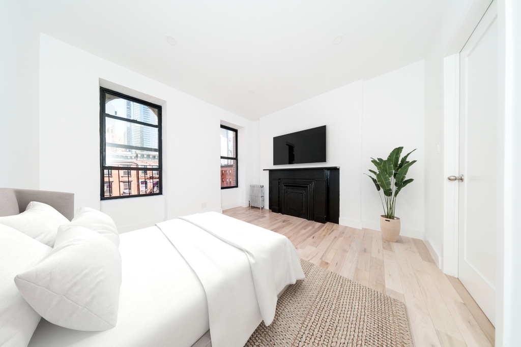 703 9th Avenue - Photo 2