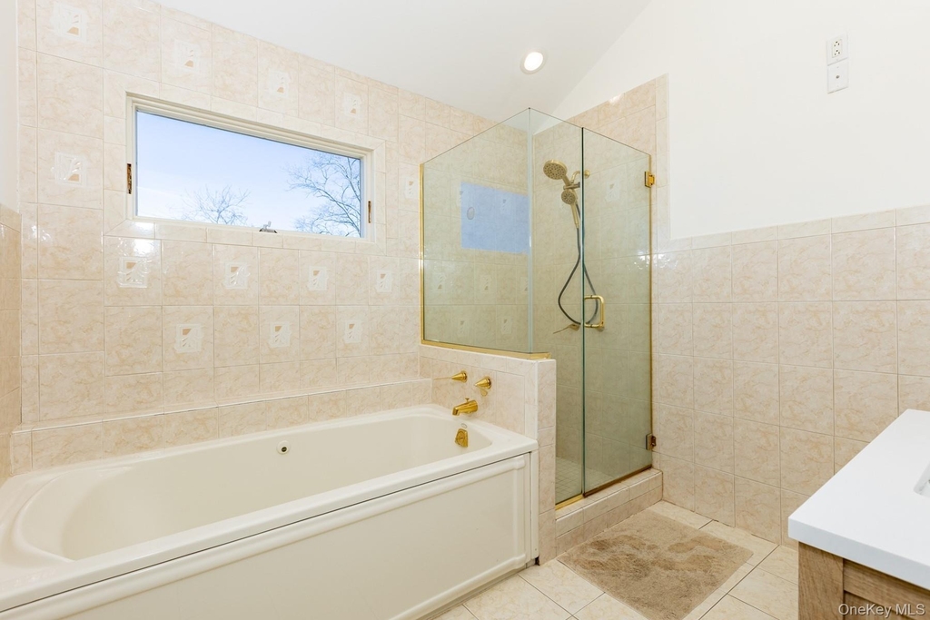 56 Riverdale Avenue - Photo 5