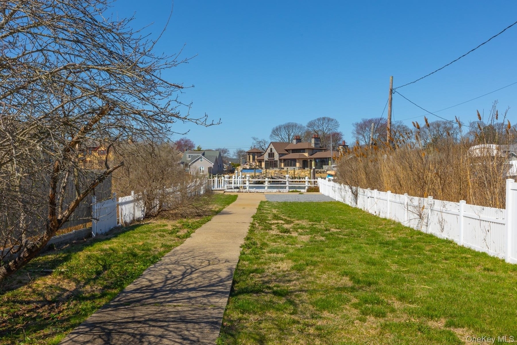 56 Riverdale Avenue - Photo 10