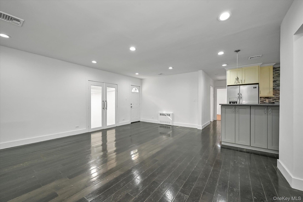 20911 85th Avenue - Photo 4