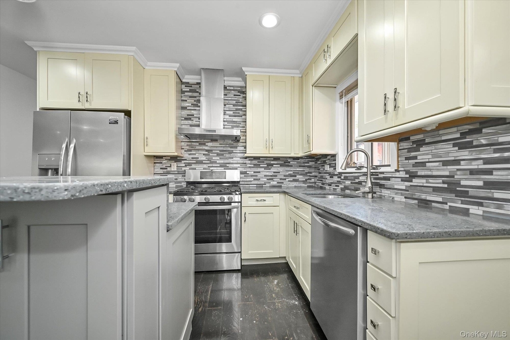 20911 85th Avenue - Photo 7