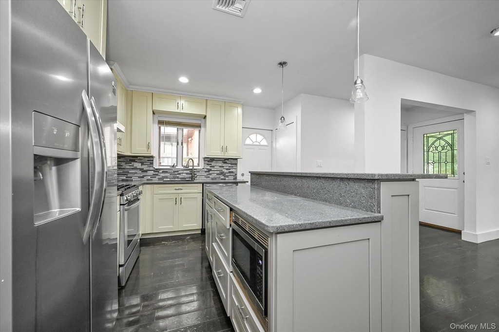 20911 85th Avenue - Photo 8