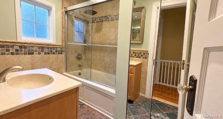 40-09 208th Street - Photo 4