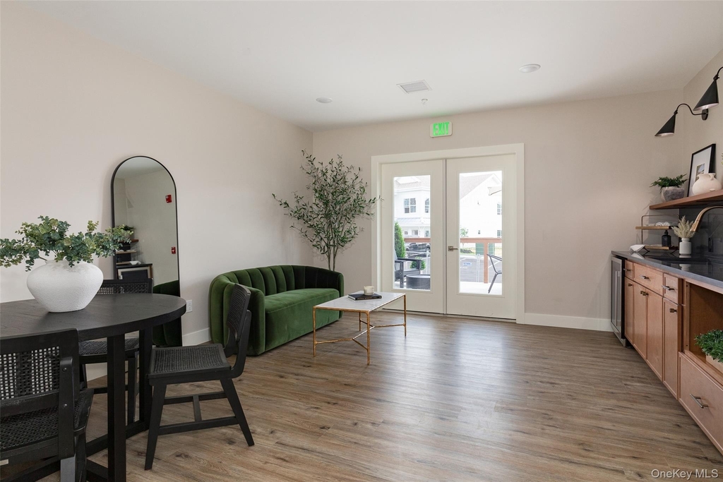 6 Hudson West Drive - Photo 19