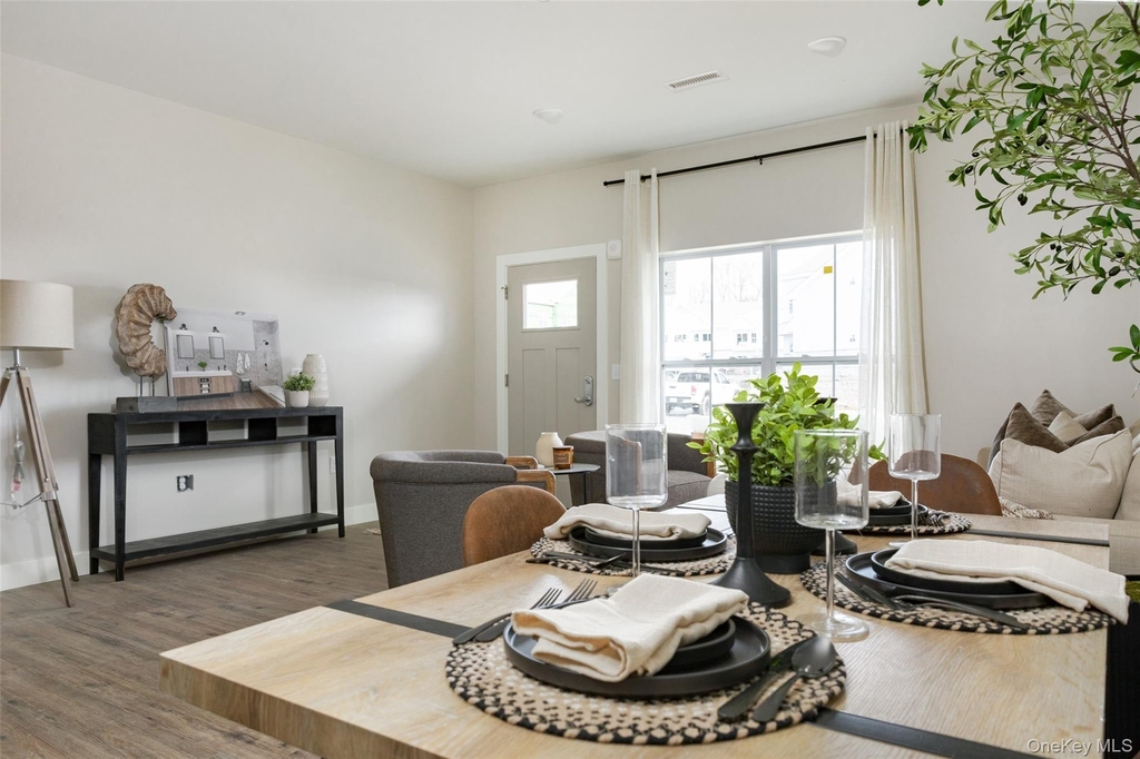 6 Hudson West Drive - Photo 16