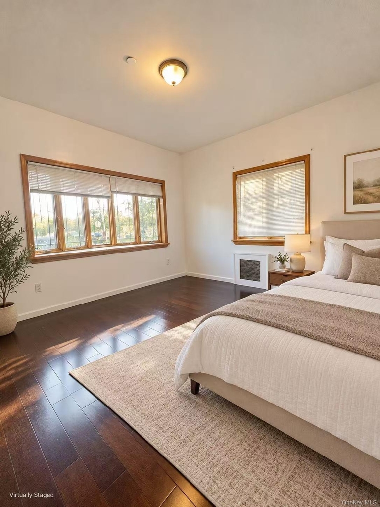 4049 189th Street - Photo 4