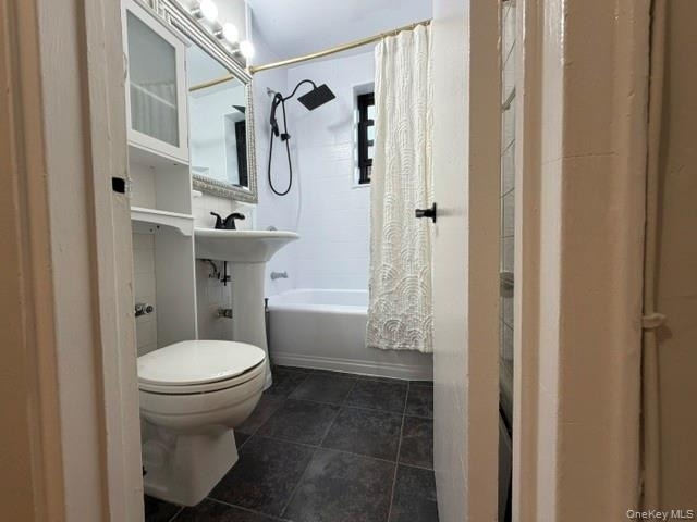 212-04 75th Avenue - Photo 13
