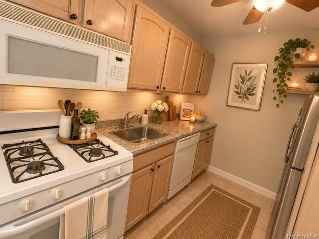 212-04 75th Avenue - Photo 5