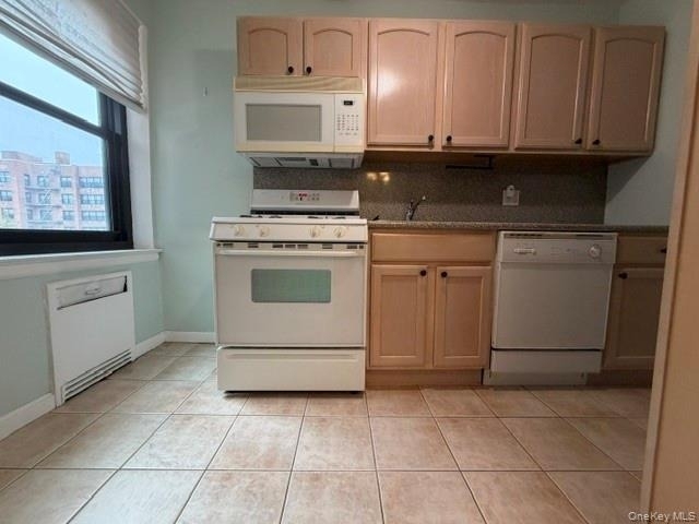 212-04 75th Avenue - Photo 6
