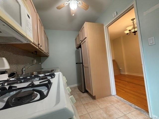 212-04 75th Avenue - Photo 7