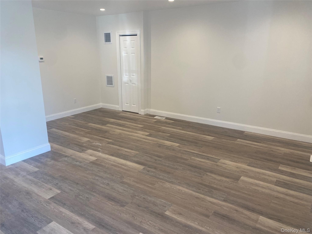 1 Park Avenue - Photo 3