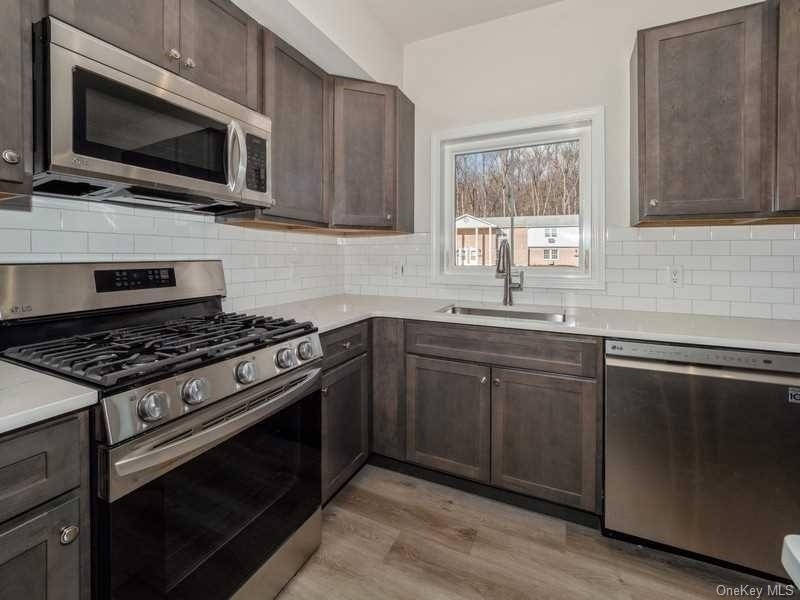 4 South Hills Way - Photo 2