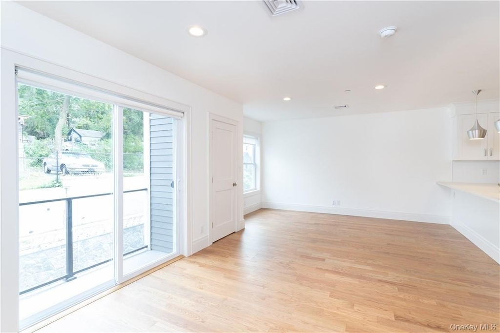 121 Fisher Avenue - Photo 6