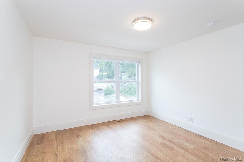 121 Fisher Avenue - Photo 13