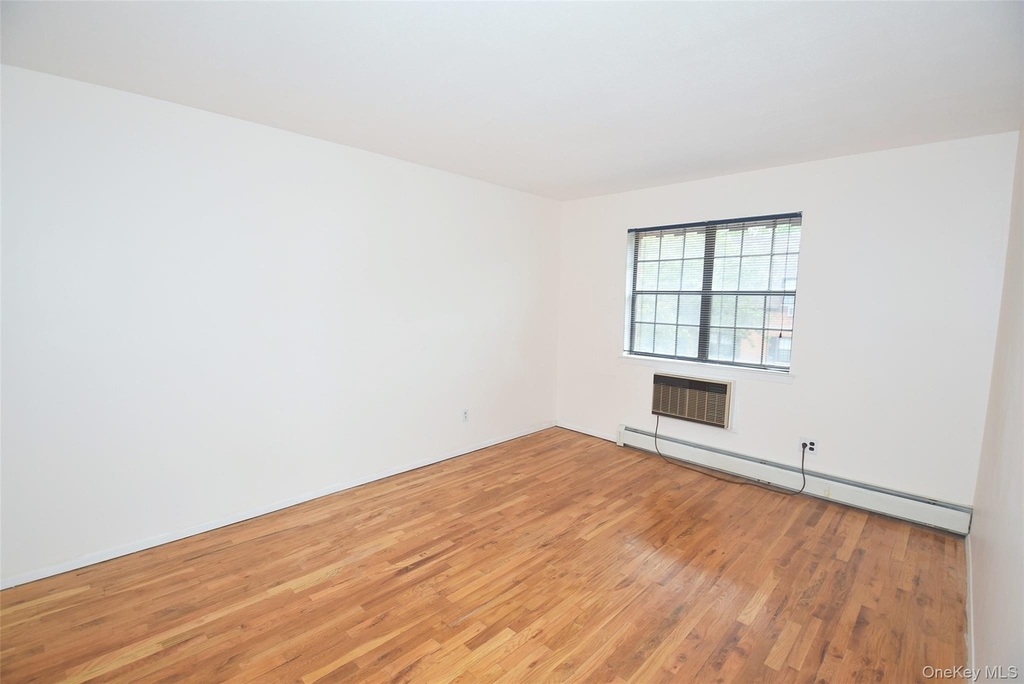 220-47 67 Ave - Photo 11
