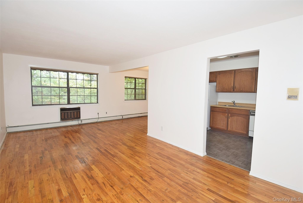 220-47 67 Ave - Photo 4