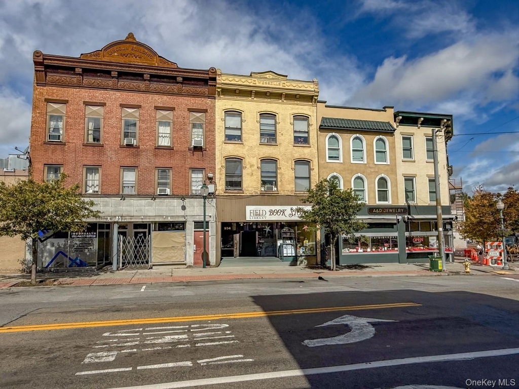 934 South Street - Photo 0