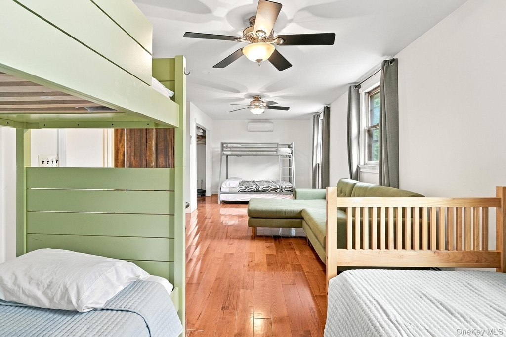 16 W Lake Boulevard - Photo 19