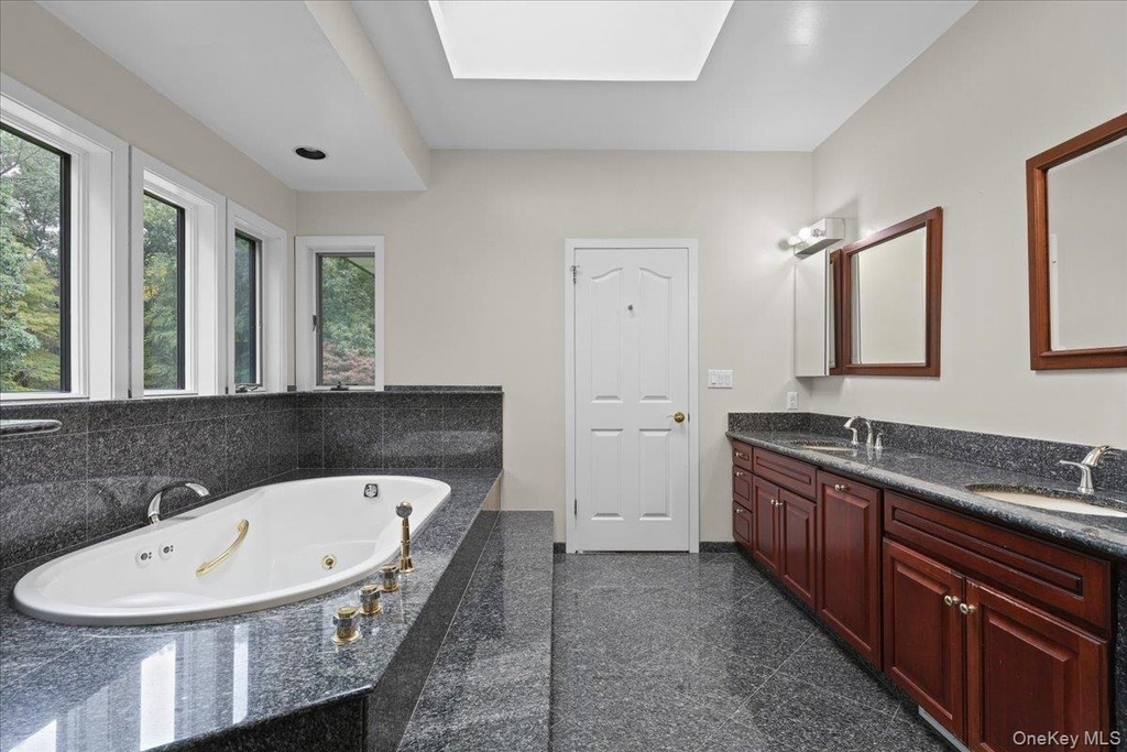 21 Tall Pines Lane - Photo 14