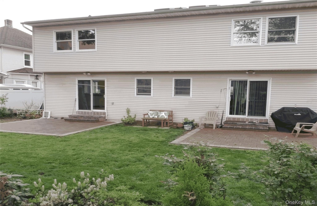 239 Cleveland Avenue - Photo 0